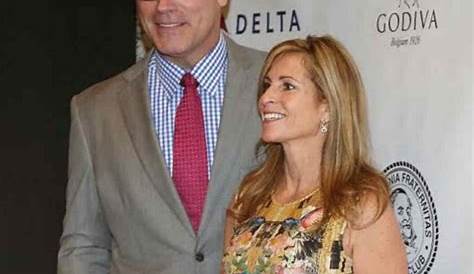 The Untold Story Of A Power Couple - Howie Long's Wife.